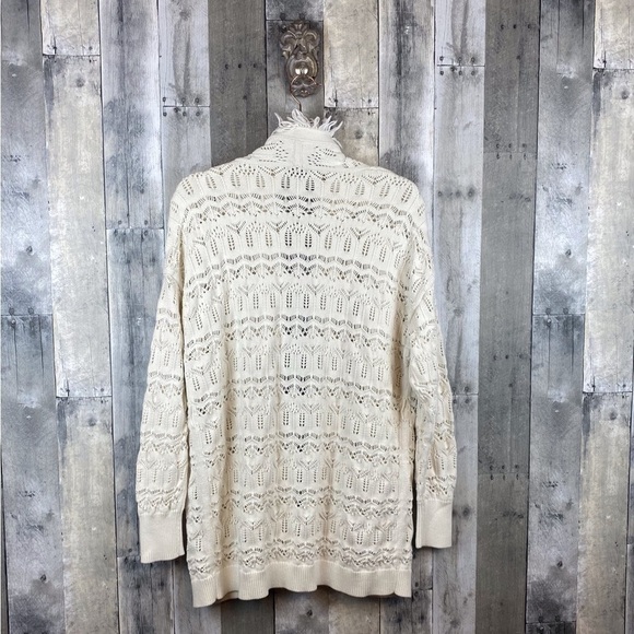 INTERMIX Brady Pointelle Silk-Cotton Wrap Cardigan in White Size Medium. - Picture 3 of 13